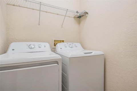 Townhouse in Wesley Chapel, Florida 3 bedrooms, 158.49 sq.m. № 1847451 - photo 29