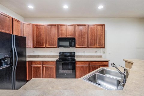 Townhouse in Wesley Chapel, Florida 3 bedrooms, 158.49 sq.m. № 1847451 - photo 17