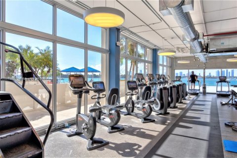 Condo in Miami Beach, Florida, 1 bedroom № 1974022 - photo 26