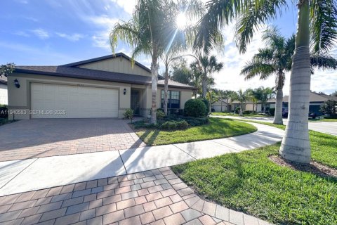 Villa ou maison à Vero Beach, Floride 4 chambres, 171.87 m2 № 1997979