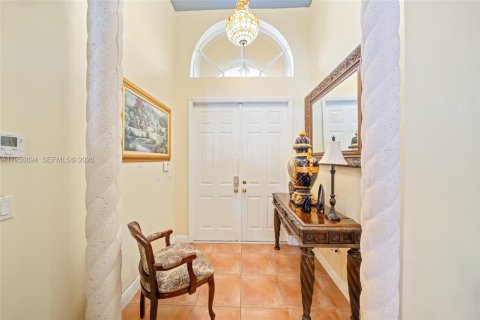 House in Miami, Florida 5 bedrooms, 273.78 sq.m. № 2155146 - photo 24