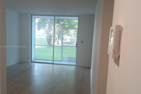 Купить кондоминиум в Санрайз, Флорида 1 спальня, 59.46м2, № 1991029 - фото 8