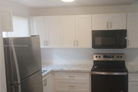 Купить кондоминиум в Санрайз, Флорида 1 спальня, 59.46м2, № 1991029 - фото 6