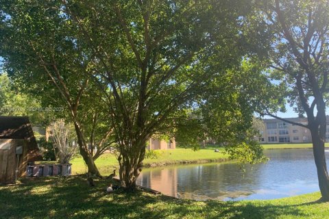 Copropriété à vendre à Sunrise, Floride: 1 chambre, 59.46 m2 № 1991029 - photo 29