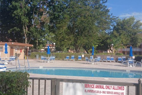 Купить кондоминиум в Санрайз, Флорида 1 спальня, 59.46м2, № 1991029 - фото 11