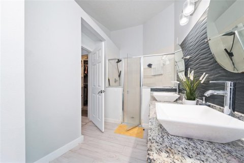 House in Kissimmee, Florida 3 bedrooms, 134.71 sq.m. № 2229090 - photo 12