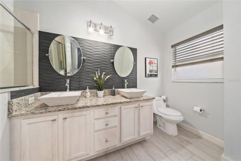 House in Kissimmee, Florida 3 bedrooms, 134.71 sq.m. № 2229090 - photo 16