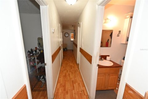 House in Haines City, Florida 4 bedrooms, 207.92 sq.m. № 1908781 - photo 21