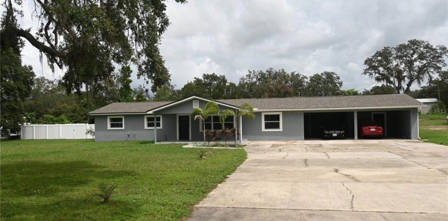 House in Haines City, Florida 4 bedrooms, 207.92 sq.m. № 1908781