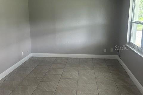 House in Haines City, Florida 4 bedrooms, 207.92 sq.m. № 1908781 - photo 8