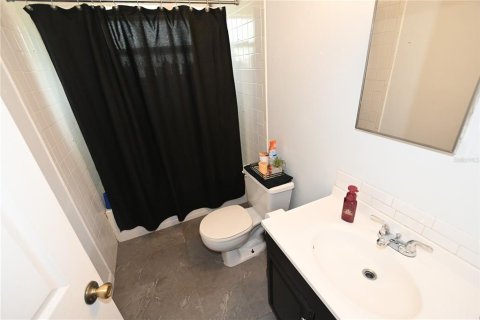 House in Haines City, Florida 4 bedrooms, 207.92 sq.m. № 1908781 - photo 22