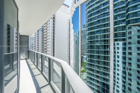 Condo in Miami, Florida, 2 bedrooms  № 2026143 - photo 28