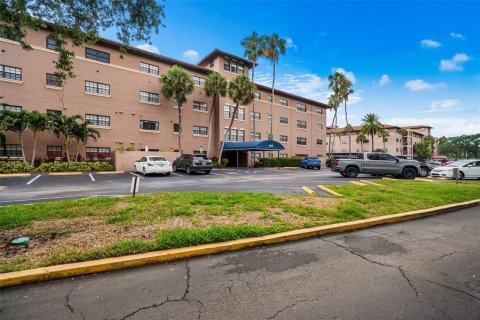 Copropriété à vendre à Gulfport, Floride: 2 chambres, 84.91 m2 № 2147538 - photo 29
