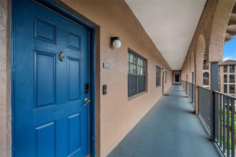 Copropriété à vendre à Gulfport, Floride: 2 chambres, 84.91 m2 № 2147538 - photo 3