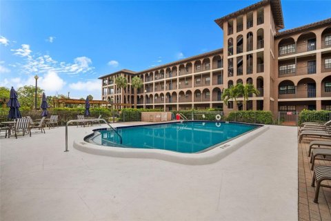 Copropriété à vendre à Gulfport, Floride: 2 chambres, 84.91 m2 № 2147538 - photo 21