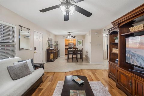 Copropriété à vendre à Gulfport, Floride: 2 chambres, 84.91 m2 № 2147538 - photo 5