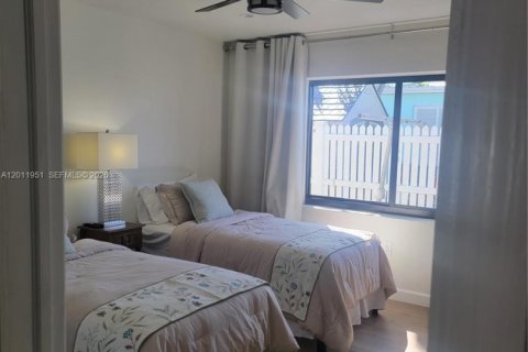 Casa en venta en Marathon, Florida, 2 dormitorios, 101.82 m2 № 2075433 - foto 13