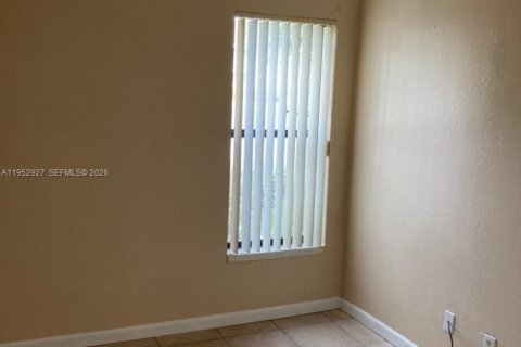 Condo in Sunrise, Florida, 2 bedrooms № 2054586 - photo 10