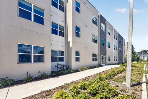 Condo in Orlando, Florida, 3 bedrooms № 2207802