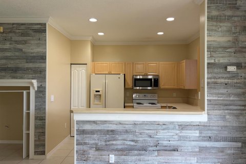Townhouse in Royal Palm Beach, Florida 3 bedrooms, 146.69 sq.m. № 2084132 - photo 7