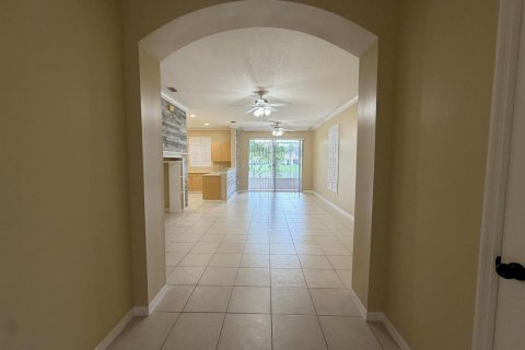 Townhouse in Royal Palm Beach, Florida 3 bedrooms, 146.69 sq.m. № 2084132 - photo 3