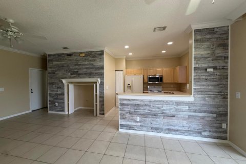 Townhouse in Royal Palm Beach, Florida 3 bedrooms, 146.69 sq.m. № 2084132 - photo 8