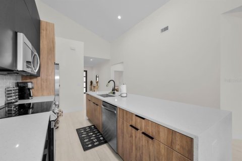 Villa ou maison à vendre à Clearwater, Floride: 3 chambres, 150.87 m2 № 2111135 - photo 18