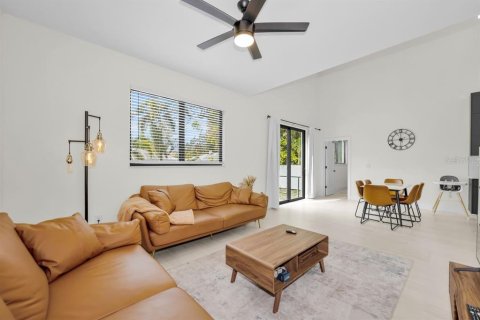 Villa ou maison à vendre à Clearwater, Floride: 3 chambres, 150.87 m2 № 2111135 - photo 25