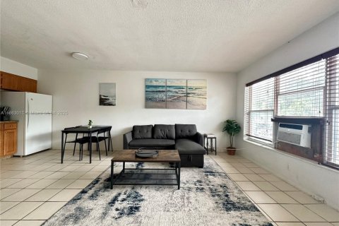 Copropriété à louer à Fort Lauderdale, Floride: 1 chambre, 92.9 m2 № 1890308 - photo 2