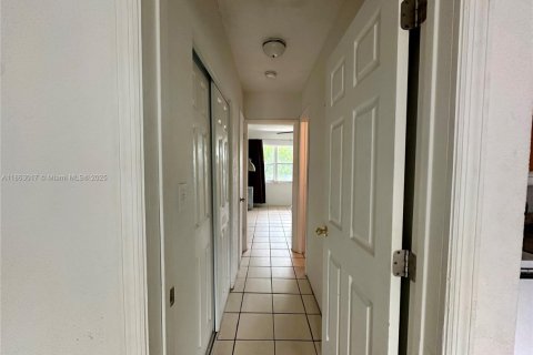 Copropriété à louer à Fort Lauderdale, Floride: 1 chambre, 92.9 m2 № 1890308 - photo 5