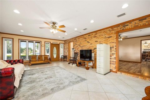 Villa ou maison à vendre à Lake City, Floride: 4 chambres, 314.57 m2 № 1275952 - photo 4