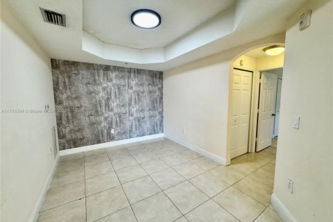 Купить кондоминиум в Дорал, Флорида 2 спальни, 103.59м2, № 1692072 - фото 22