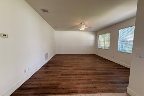 Villa ou maison à vendre à Orlando, Floride: 4 chambres, 243.22 m2 № 2391191 - photo 11