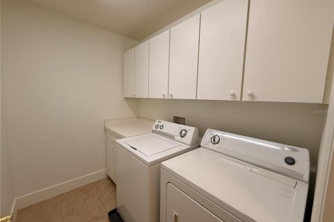 Villa ou maison à vendre à Orlando, Floride: 4 chambres, 243.22 m2 № 2391191 - photo 23