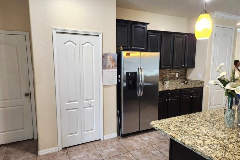 Casa en venta en Spring Hill, Florida, 4 dormitorios, 213.02 m2 № 2344698 - foto 12