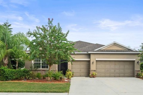 Casa en Spring Hill, Florida 4 dormitorios, 213.02 m2 № 2344698