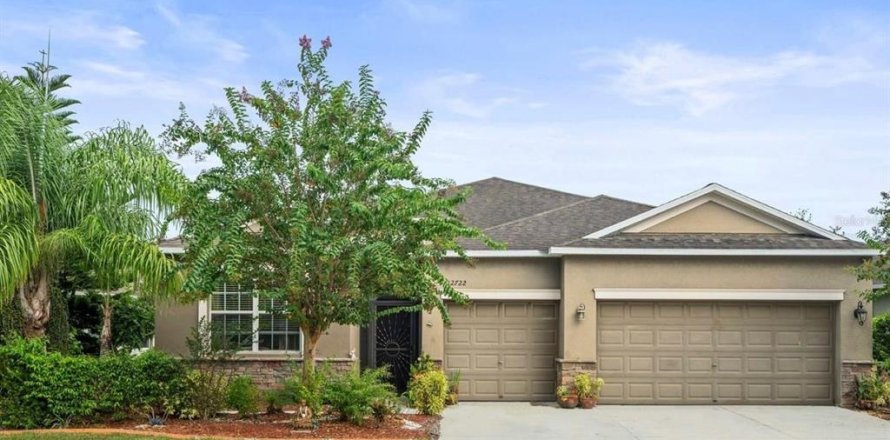 Casa en Spring Hill, Florida 4 dormitorios, 213.02 m2 № 2344698