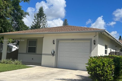 Villa ou maison à louer à Dania Beach, Floride: 3 chambres, 170.57 m2 № 1838711 - photo 23