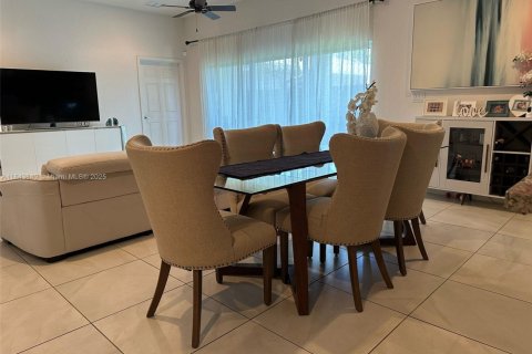 Villa ou maison à louer à Dania Beach, Floride: 3 chambres, 170.57 m2 № 1838711 - photo 14