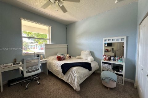 Villa ou maison à louer à Dania Beach, Floride: 3 chambres, 170.57 m2 № 1838711 - photo 10