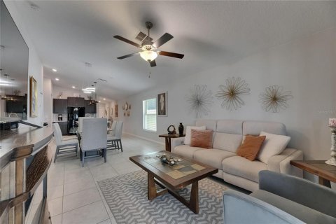 House in Ruskin, Florida 3 bedrooms, 134.8 sq.m. № 1719421 - photo 16