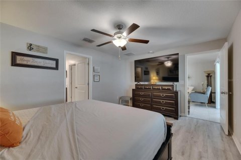 House in Ruskin, Florida 3 bedrooms, 134.8 sq.m. № 1719421 - photo 19