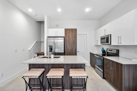 Touwnhouse à louer à Delray Beach, Floride: 4 chambres, 178.56 m2 № 2251536 - photo 7