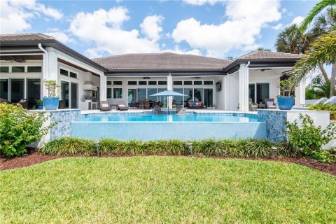House in Merrit Island, Florida 4 bedrooms, 299.61 sq.m. № 1614482 - photo 6
