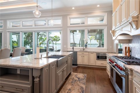 House in Merrit Island, Florida 4 bedrooms, 299.61 sq.m. № 1614482 - photo 30