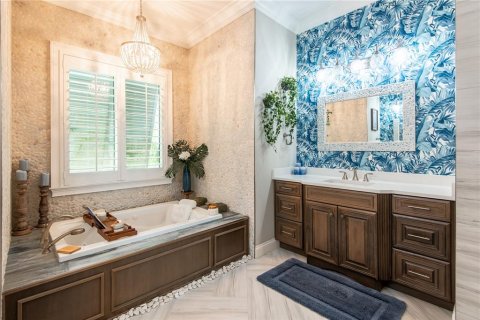 House in Merrit Island, Florida 4 bedrooms, 299.61 sq.m. № 1614482 - photo 26