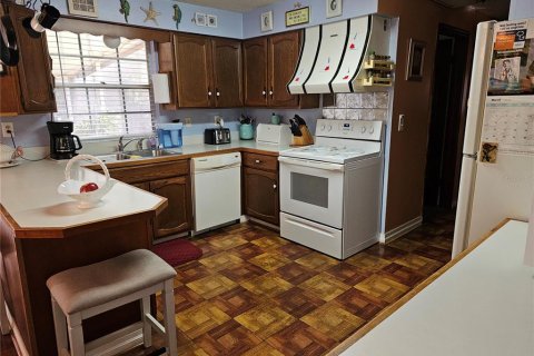 House in Ruskin, Florida 2 bedrooms, 120.59 sq.m. № 1765696 - photo 8