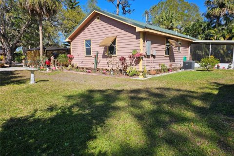 House in Ruskin, Florida 2 bedrooms, 120.59 sq.m. № 1765696 - photo 4