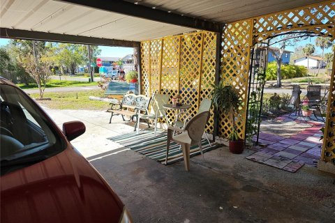 House in Ruskin, Florida 2 bedrooms, 120.59 sq.m. № 1765696 - photo 7