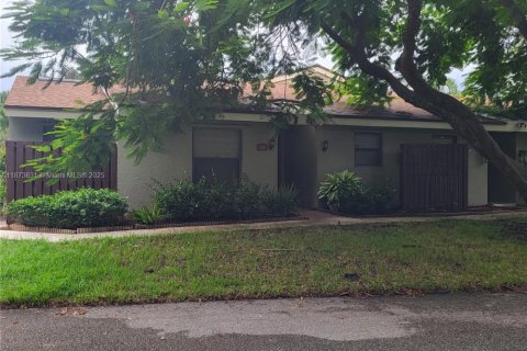 Casa en Boynton Beach, Florida 3 dormitorios, 128.21 m2 № 2031758